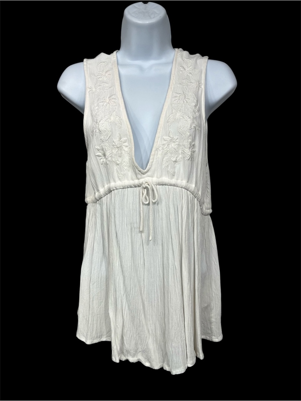 Ripcurl embroidered top size medium